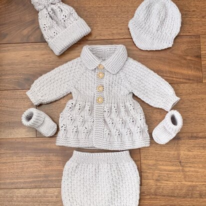 'Blueberry' 5 Piece set - Premature to 24 Months - knitting pattern