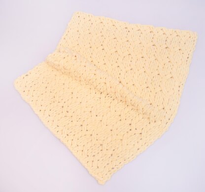 Intertwined Honeycomb Blanket Pattern