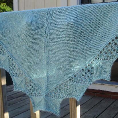 Frosted goblet shawl