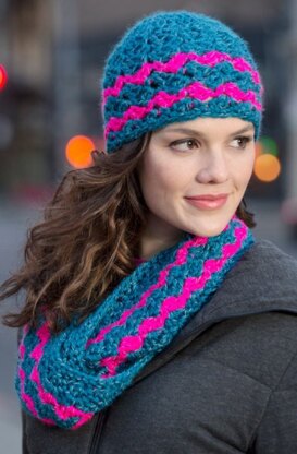 Cross-hatched Cowl & Beanie in Red Heart Reflective - LW4123