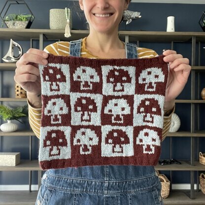 Checkered Mushroom Cowl