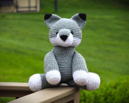 Walter the Wolf Amigurumi