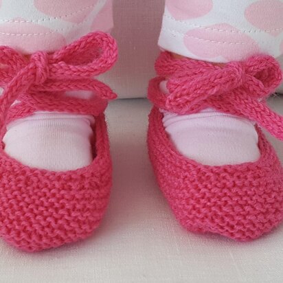 Clara - 4ply baby ballet shoes