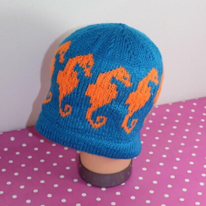 Seahorse Ski Beanie Hat CIRCULAR