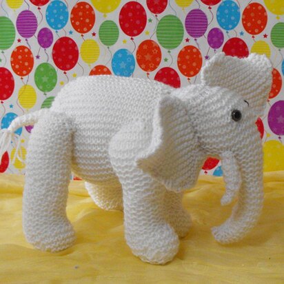 NURSERY WHITE ELEPHANT TOY KNITTING PATTERN - MADMONKEYKNITS