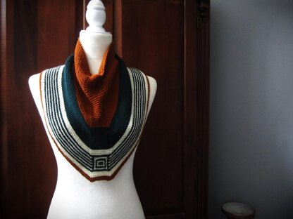 Eye of the Tigress Cowl