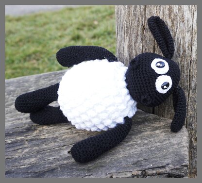 Crochet Pattern for the Sheep Timm!