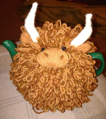 Moorag the Highland cow tea cosy