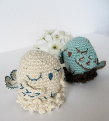 Roosting Birds Amigurumi Pattern