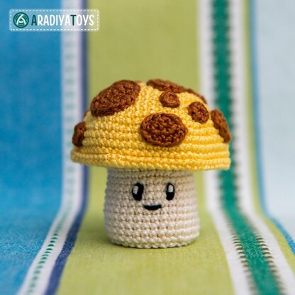 Sun-shroom from "Plants vs. Zombies" by AradiyaToys