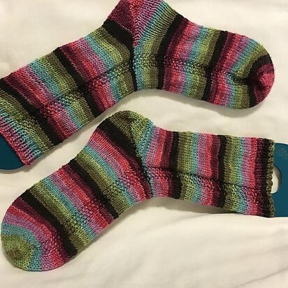 Southern Mossy Socks - knitting pattern