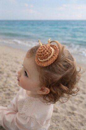 Mini Straw Hat keychain Crochet pattern