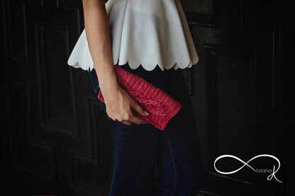 Aisling Infinity Crochet Clutch