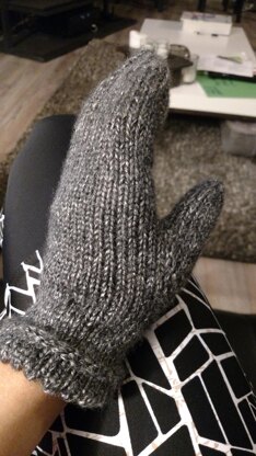 Scallop Cuff Mittens