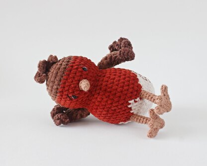 Rory, the crochet plush robin