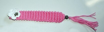 Crochet pattern bookmark