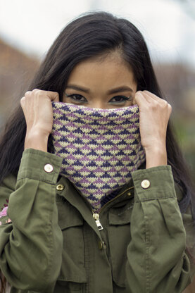 Equilateral Cowl in Universal Yarn Wool Pop 
- Downloadable PDF