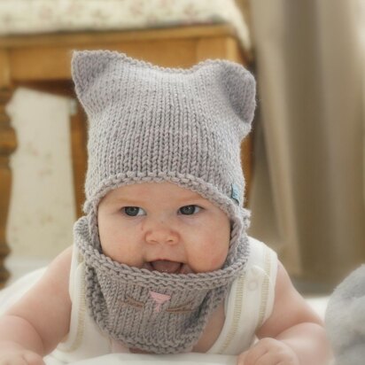 Cat earflap hat and cowl set