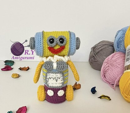 Amigurumi recycle robot family