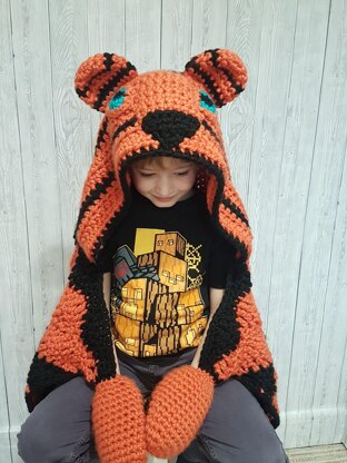 2in1 Safari Tiger Hooded Blanket