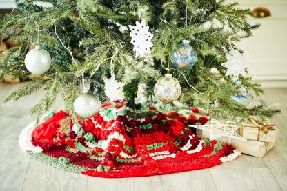 Crochet Christmas Tree Skirt & Stocking in Stylecraft Winter Magic XL & Merry Go Round XL - 10030 - Downloadable PDF