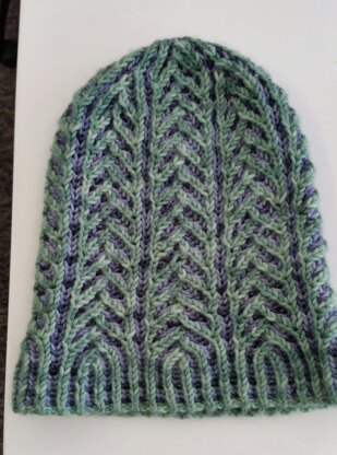 Linda's brioche beanie in Leaf and Delphinium