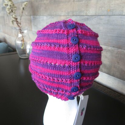 Ridges Ponytail Hat - knitting pattern