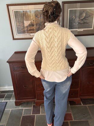 Tracks in the Snow Slipover