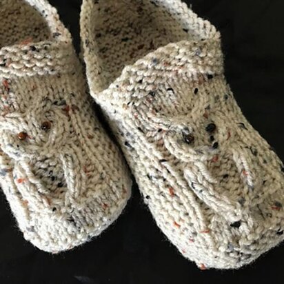 Cable Owl Slippers