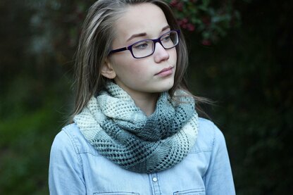 Spirit infinity scarf