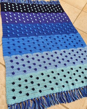 Little Bobble Blue Blanket