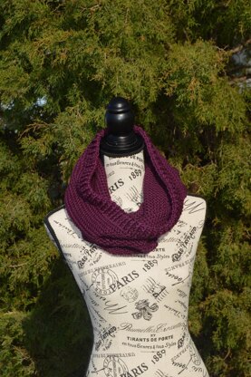 Knotty Hooded Cowl