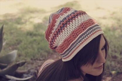 Reversible Textured Slouch Beanie