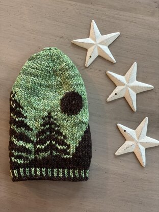 Bear in the Woods Hat