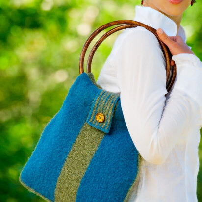 Shepherdess Felted Purse in Imperial Yarn Columbia - P125 - Downloadable PDF