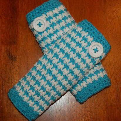 Girl's Houndstooth Leg Warmers