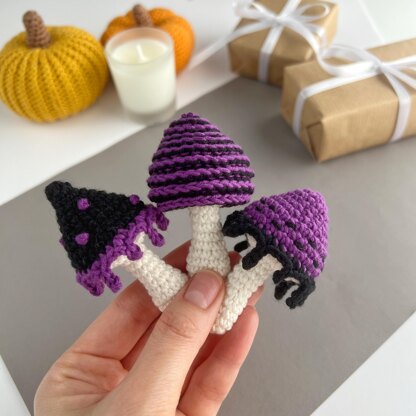 Crochet mushrooms garland no sew pattern Halloween decor Amigurumi pattern ornament