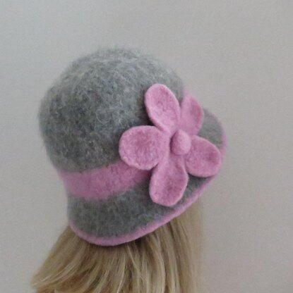 Felted Cloche and Flower