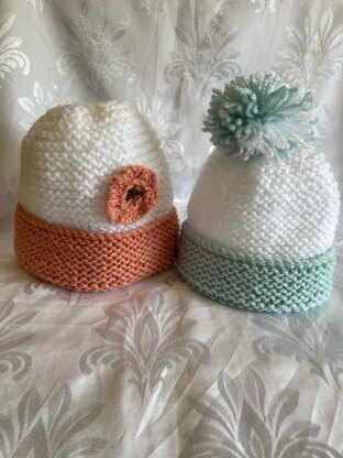 Easy beginner garter stitch flower and pompom baby hat DK knitting pattern