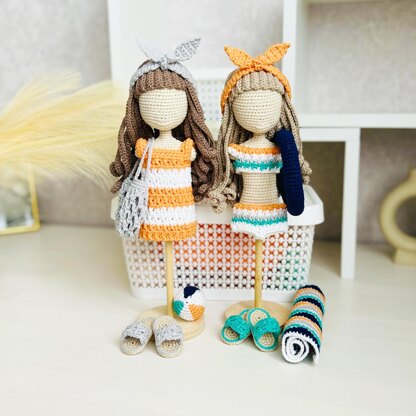 20 Free Patterns For Fashion Doll Clothes • Oombawka Design Crochet