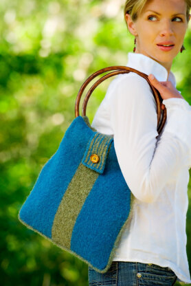 Shepherdess Felted Purse in Imperial Yarn Columbia - P125 - Downloadable PDF