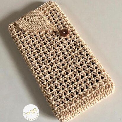 Lacy Leafy Phone Cozy