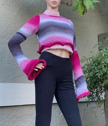 Bell Fitted Cropped sweater