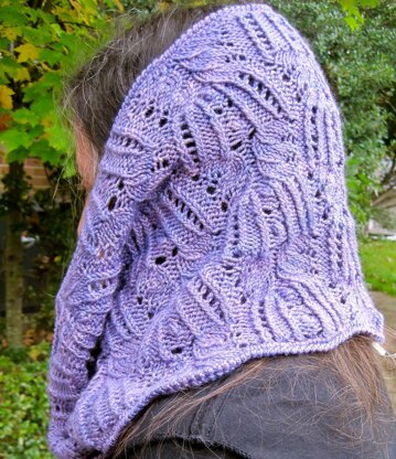 Otisco Bobble Lace Cowl