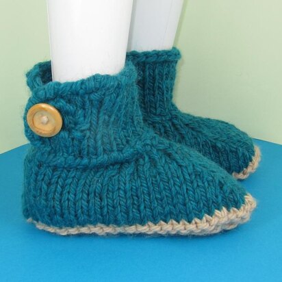 Super Chunky One Button TV Slipper Boots