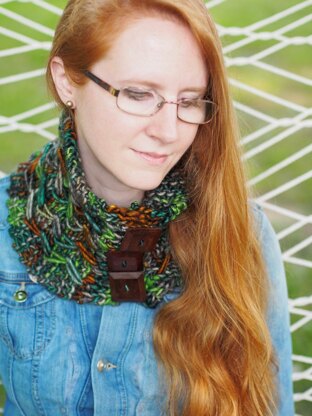 Jagged Pathways Cowl