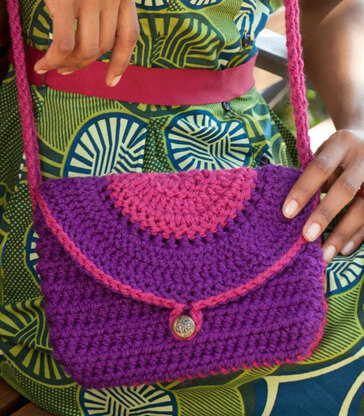 Half Circle Bag in Red Heart Super Saver Chunky - LW2852 - Downloadable PDF