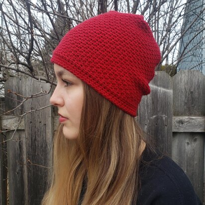 Crossed-seams hat