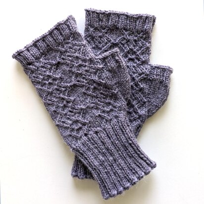 Finely Knit Corundum Mitts