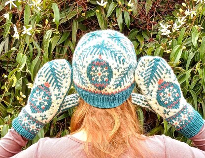 Merry Christmas Hat and Mittens